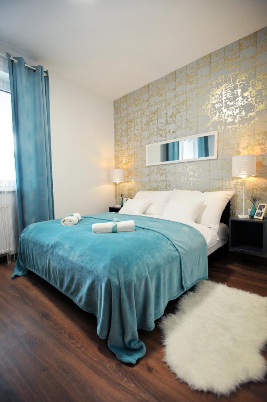 One Luxury Suites Eger Esterno foto