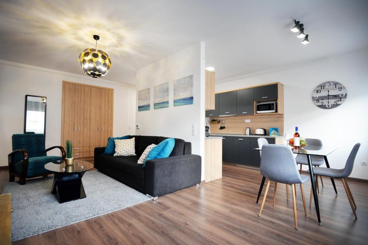 One Luxury Suites Eger Esterno foto